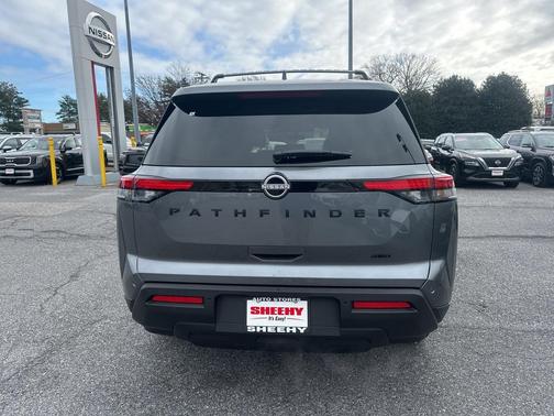 2025 Nissan Pathfinder SV 4WD