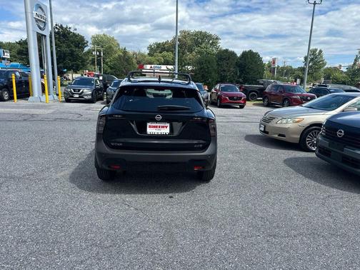 Super Black 2026 Nissan Kicks SV