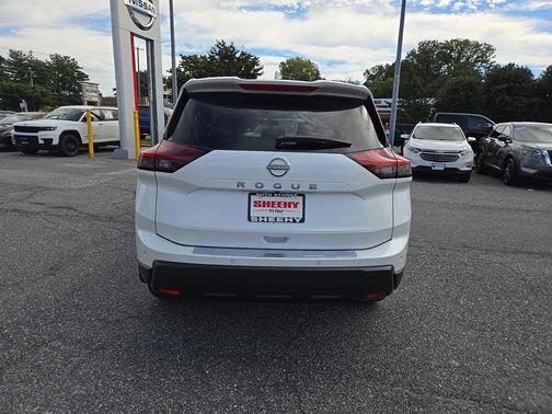 2026 Nissan Rogue SV