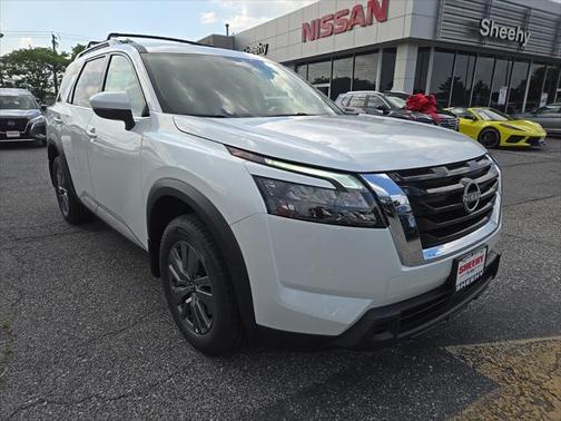 2025 Nissan Pathfinder SV 4WD