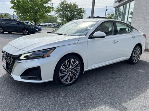 2024 Nissan Altima 2.5 SL