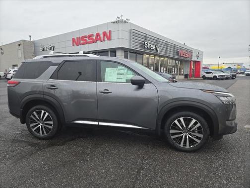 2025 Nissan Pathfinder Platinum 4WD