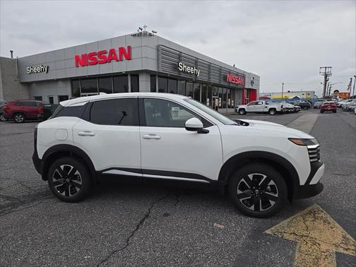 2025 Nissan Kicks SV