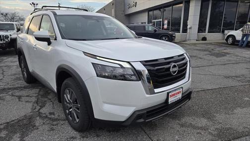 2025 Nissan Pathfinder SV 4WD