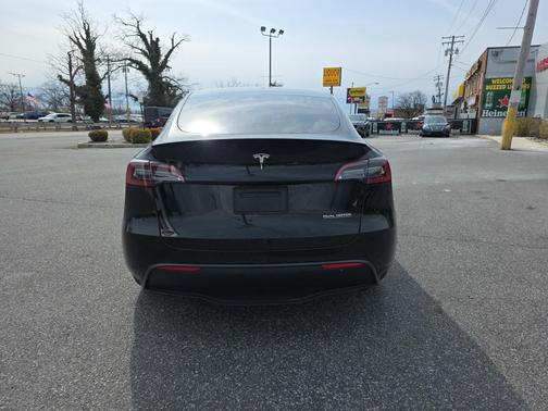 2023 Tesla Model Y Performance Dual Motor All-Wheel Drive