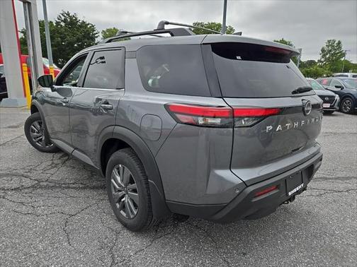 2025 Nissan Pathfinder SV 4WD