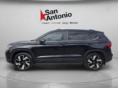 2024 Volkswagen Taos 1.5T SEL