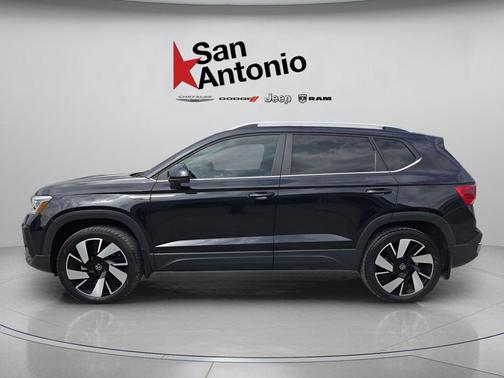 2024 Volkswagen Taos 1.5T SEL