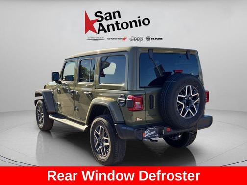 2026 Jeep Wrangler 4-Door Sahara 4x4