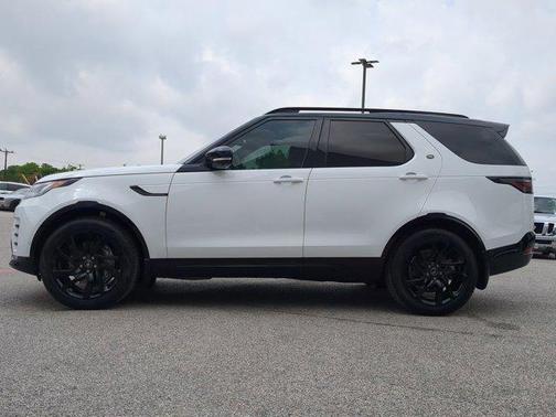 2023 Land Rover Discovery P300 S R-Dynamic