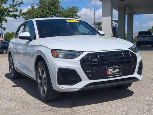 2024 Audi Q5 40 Premium Plus