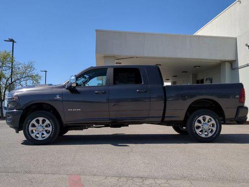2025 RAM 2500 Laramie Crew Cab 4x4 6'4' Box