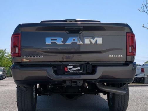 2025 RAM 2500 Laramie Crew Cab 4x4 6'4' Box
