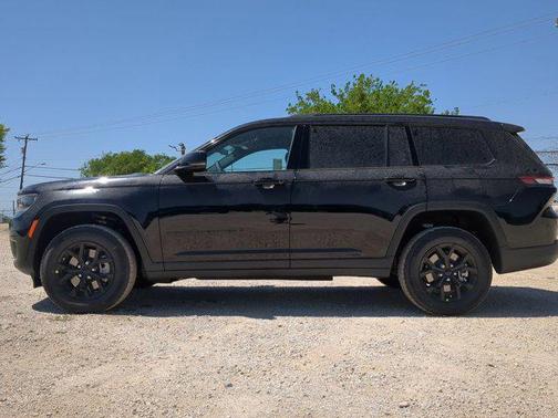 2025 Jeep Grand Cherokee L Altitude