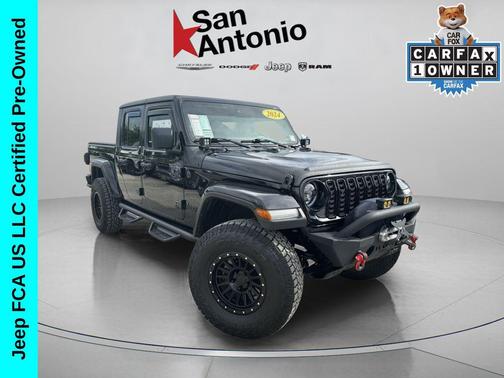 Black Clearcoat 2024 Jeep Gladiator Willys