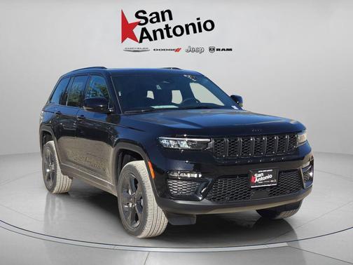 Diamond Black Crystal Pearlcoat 2025 Jeep Grand Cherokee Limited