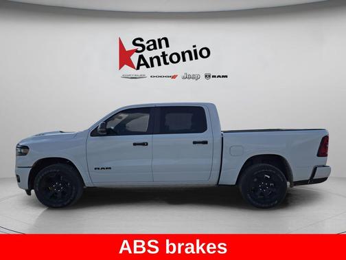 Bright White Clearcoat 2026 RAM 1500 Big Horn/Lone Star