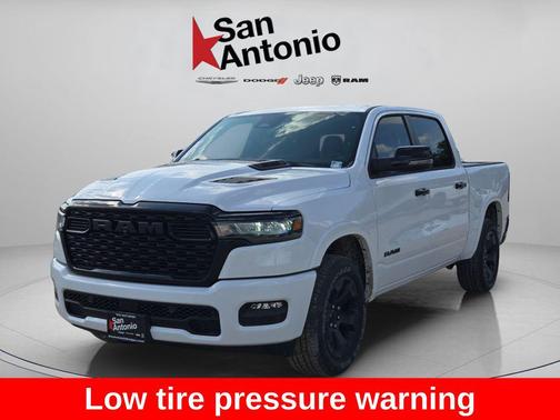 Bright White Clearcoat 2026 RAM 1500 Big Horn/Lone Star