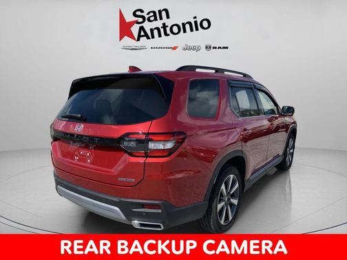 2025 Honda Pilot Touring 8-Passenger