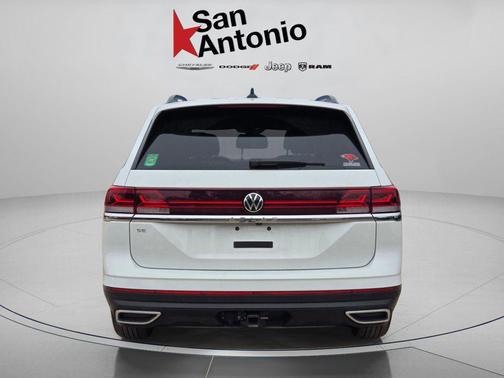 2025 Volkswagen Atlas 2.0T SE w/Technology