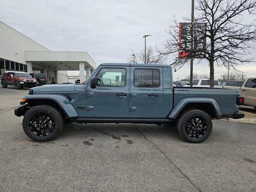 2025 Jeep Gladiator Nighthawk