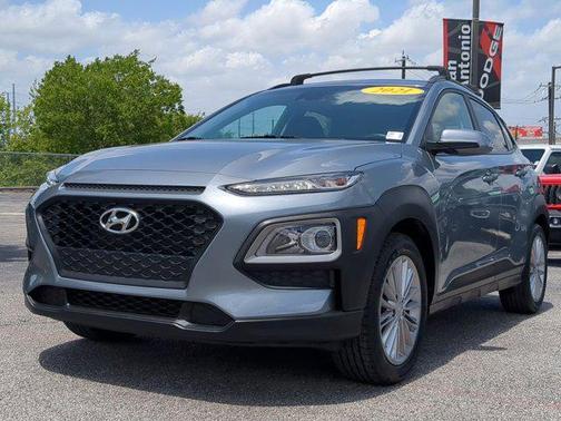 2021 Hyundai KONA SEL