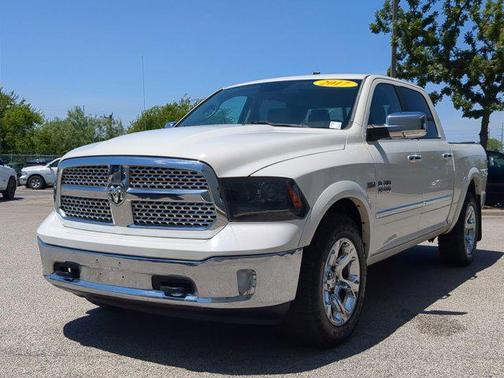 2017 RAM 1500 Laramie