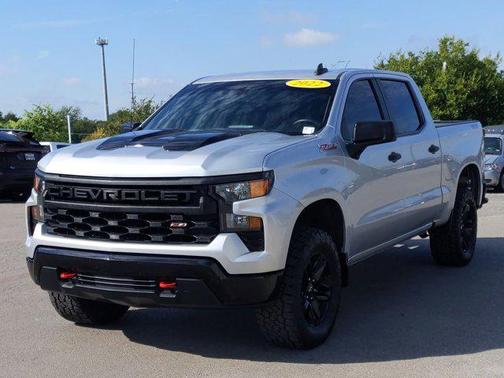 2022 Chevrolet Silverado 1500 Custom Trail Boss