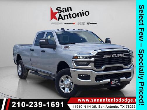2026 RAM 2500 Tradesman Crew Cab 4x4 8' Box