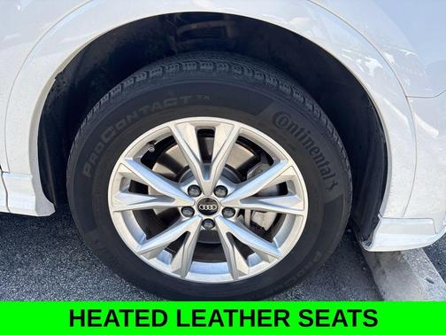 2022 Audi Q3 45 S line Premium