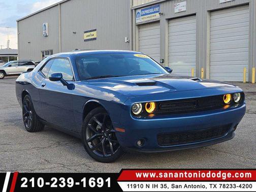 2021 Dodge Challenger SXT