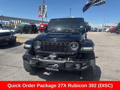 Black Clearcoat 2024 Jeep Wrangler Rubicon 392