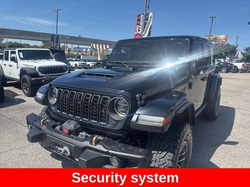 Black Clearcoat 2024 Jeep Wrangler Rubicon 392