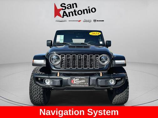 Black Clearcoat 2024 Jeep Wrangler Rubicon 392