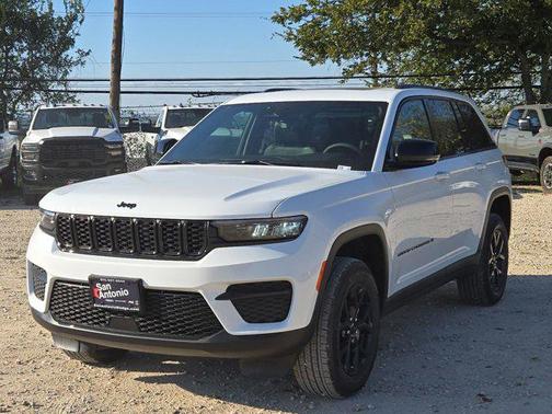 2025 Jeep Grand Cherokee Altitude