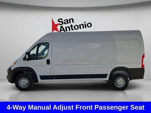 Bright White Clearcoat 2026 RAM ProMaster 2500 Tradesman
