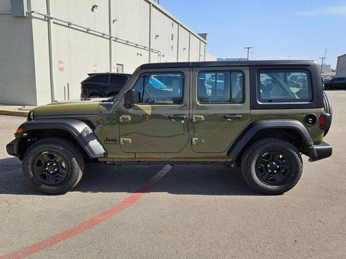 2025 Jeep Wrangler Sport