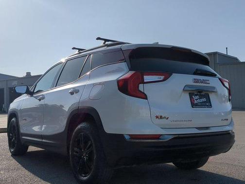 2022 GMC Terrain AWD AT4