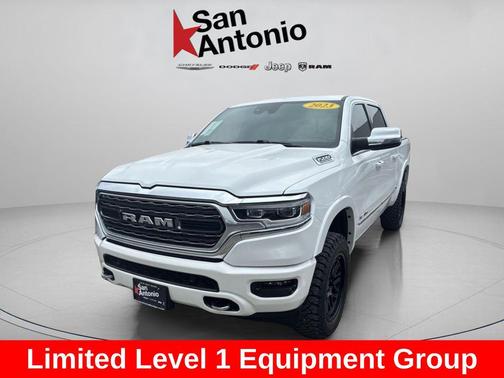 Ivory White Tri-Coat Pearlcoat 2024 RAM 1500 Limited