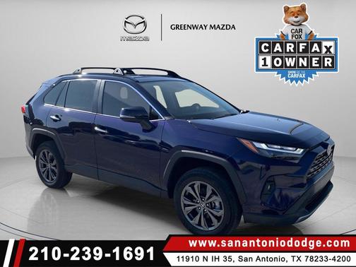 2022 Toyota RAV4 Hybrid SE