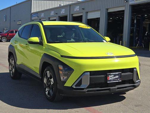 2024 Hyundai KONA SEL