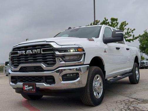 2025 RAM 2500 Tradesman Crew Cab 4x4 6'4' Box