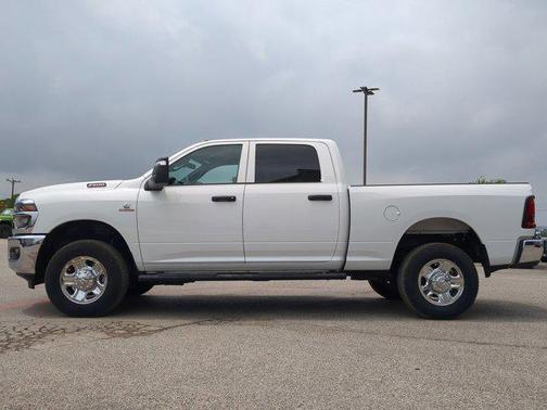 2025 RAM 2500 Tradesman Crew Cab 4x4 6'4' Box