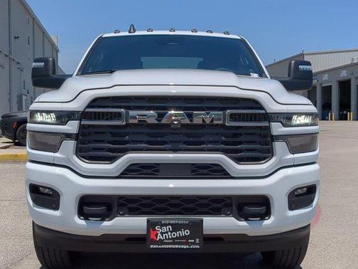 2025 RAM 2500 Lone Star Crew Cab 4x4 6'4' Box