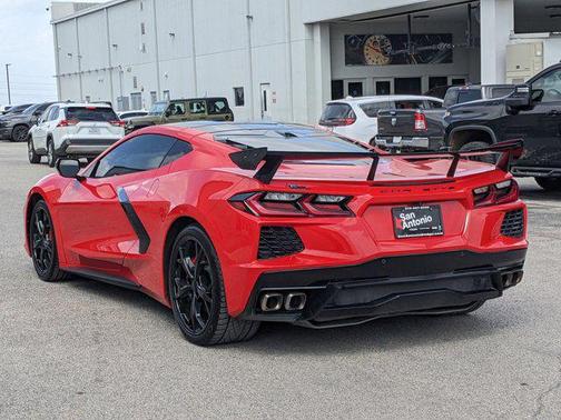 2022 Chevrolet Corvette Stingray w/2LT
