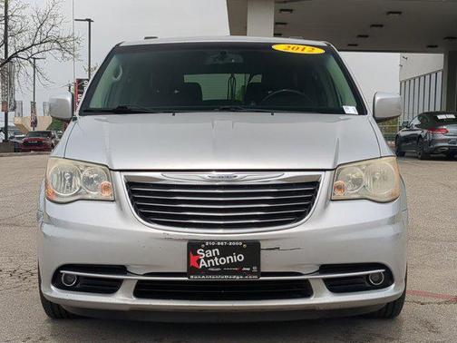 2012 Chrysler Town & Country Touring