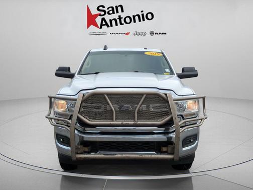 Bright White Clearcoat 2019 RAM 2500 Big Horn Crew Cab 4x4 6'4' Box