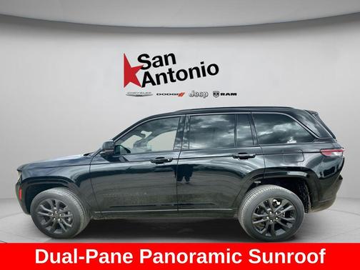 Diamond Black Crystal Pearlcoat 2026 Jeep Grand Cherokee Limited