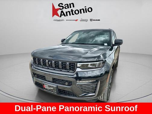 Diamond Black Crystal Pearlcoat 2026 Jeep Grand Cherokee Limited