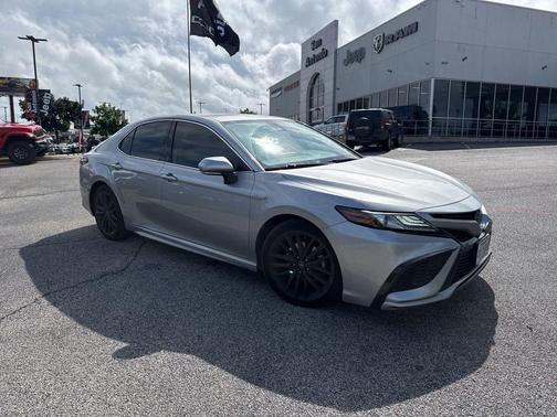 Celestial Silver Metallic 2021 Toyota Camry XSE